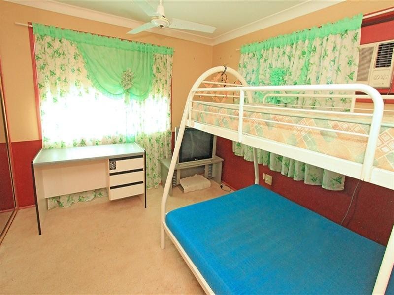 9 Hinton Street, Koongal QLD 4701