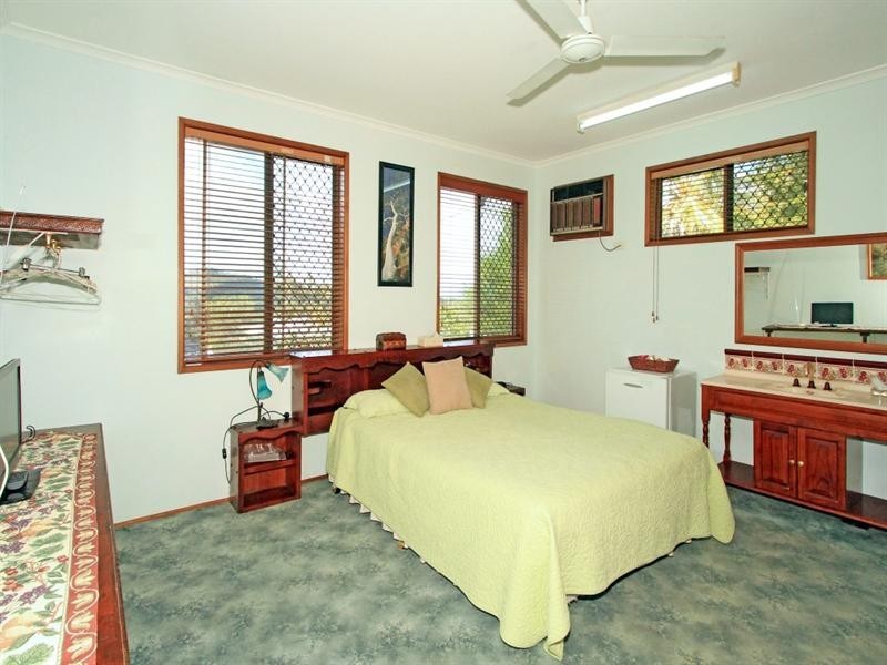 333 Hobler Avenue, Frenchville QLD 4701