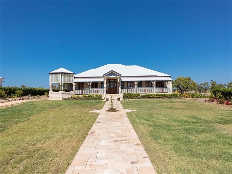 14 Maddison Avenue, Rockyview QLD 4701