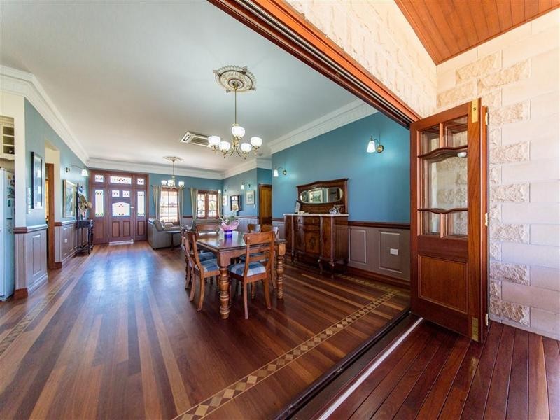 14 Maddison Avenue, Rockyview QLD 4701