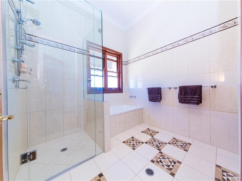 14 Maddison Avenue, Rockyview QLD 4701