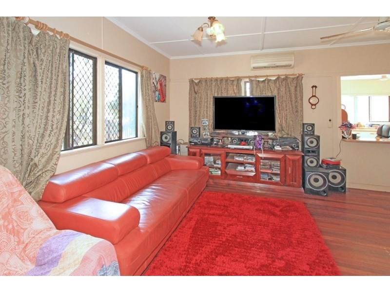 113 Main Street, Park Avenue QLD 4701