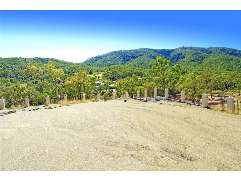 302 Frenchville Road, Frenchville QLD 4701