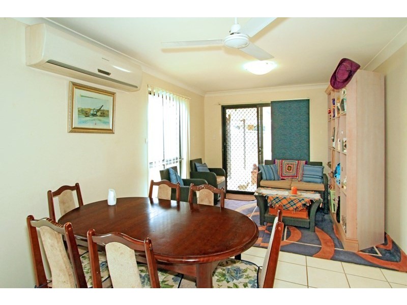 11 Riley Drive, Gracemere QLD 4702