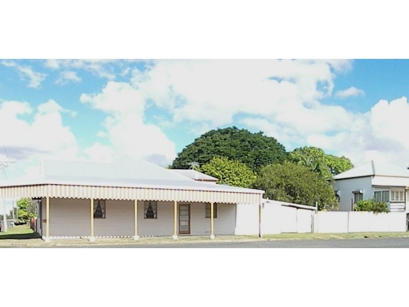 294 East Street, Depot Hill QLD 4700