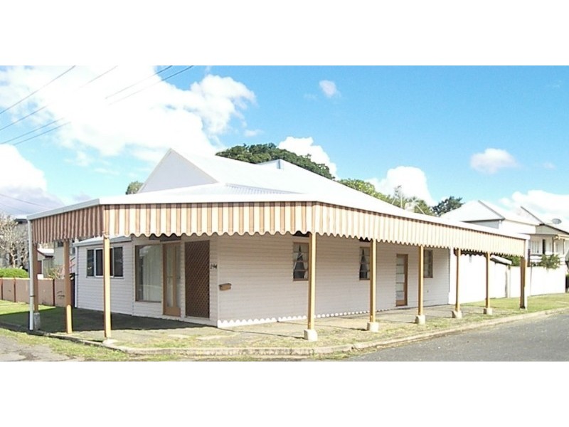 294 East Street, Depot Hill QLD 4700