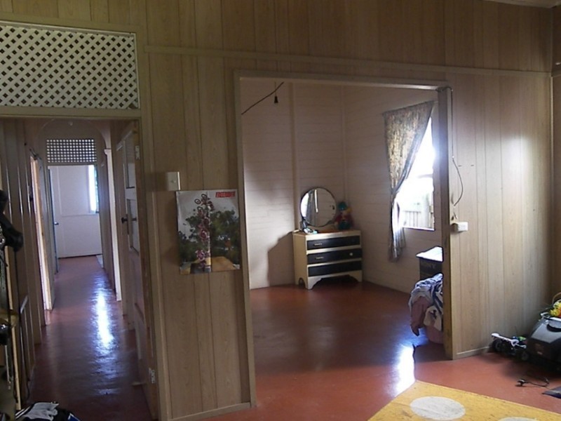 294 East Street, Depot Hill QLD 4700