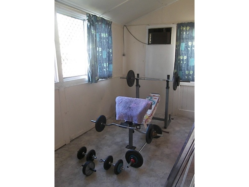294 East Street, Depot Hill QLD 4700