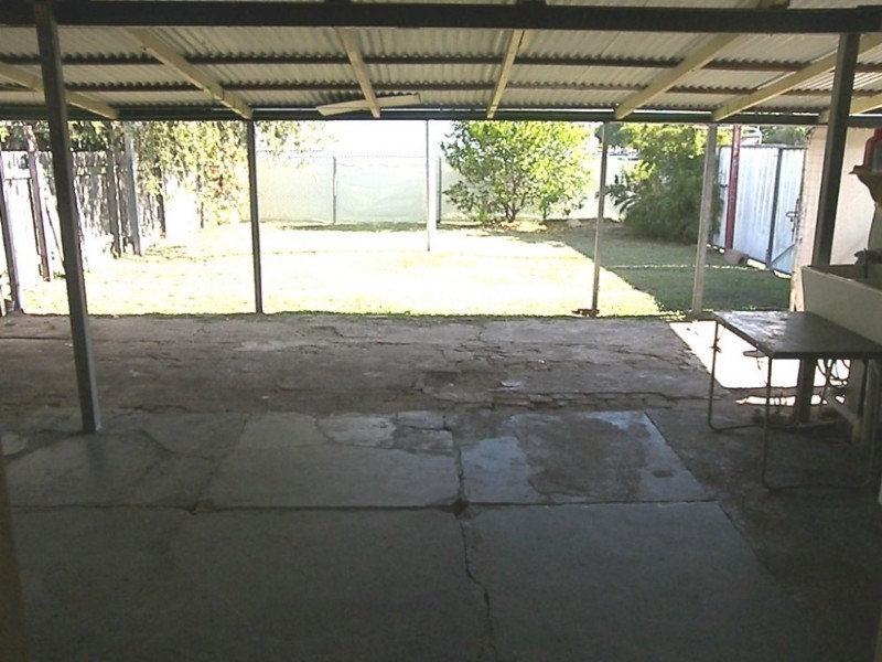294 East Street, Depot Hill QLD 4700