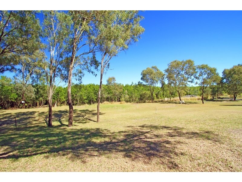 105 Emu Park Road, Nerimbera QLD 4701