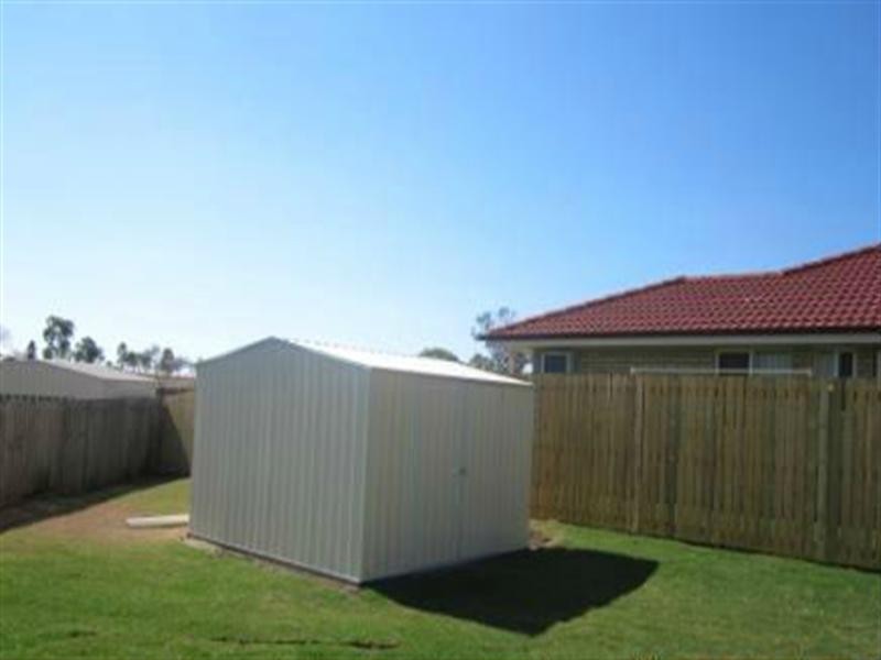 28 William Close, Gracemere QLD 4702