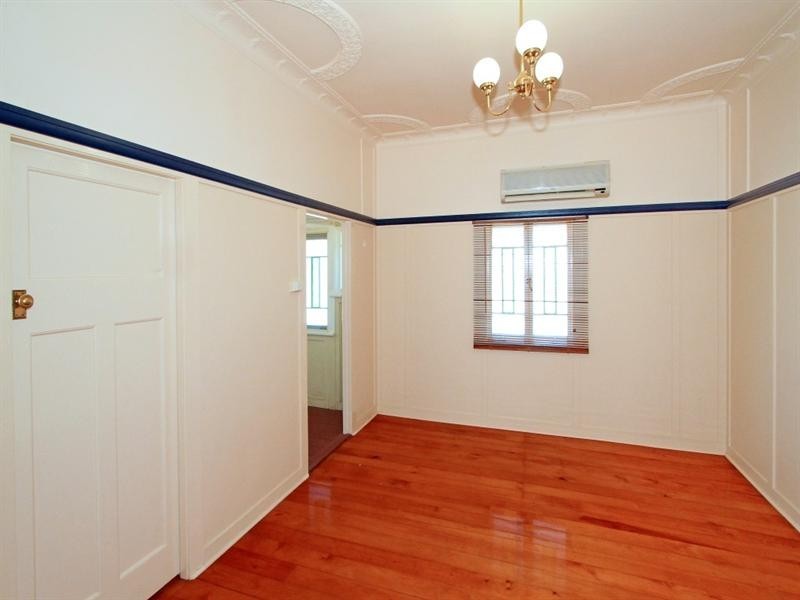 108 Main Street, Park Avenue QLD 4701