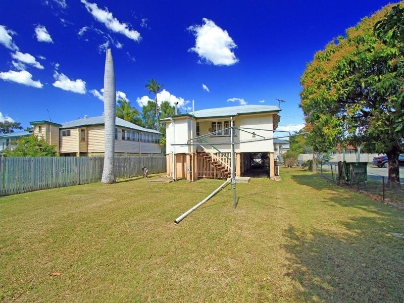 108 Main Street, Park Avenue QLD 4701