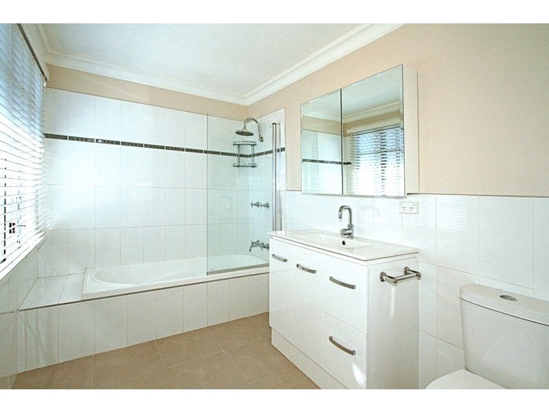 2 Kelly Street, The Range QLD 4700