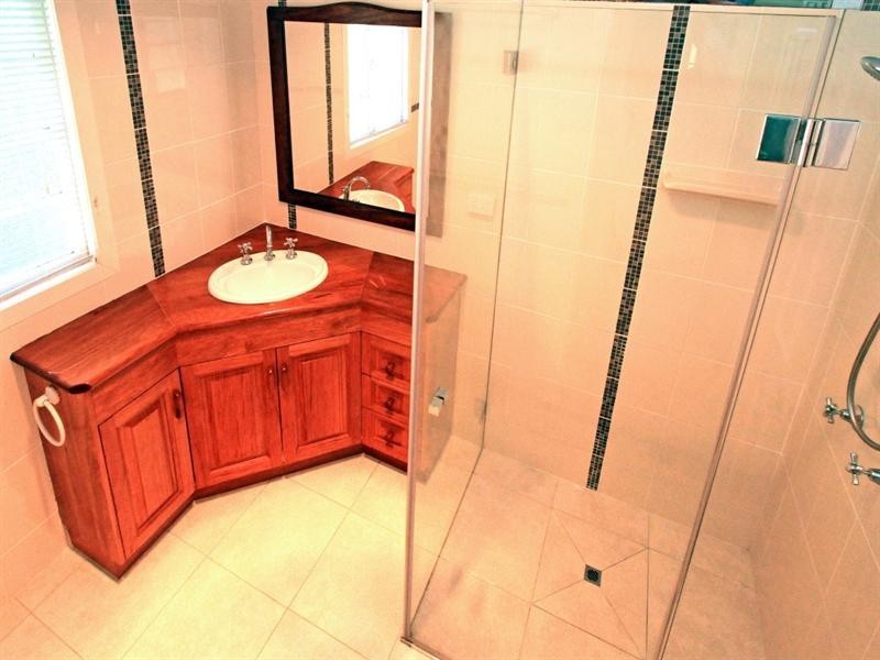 2 Kelly Street, The Range QLD 4700