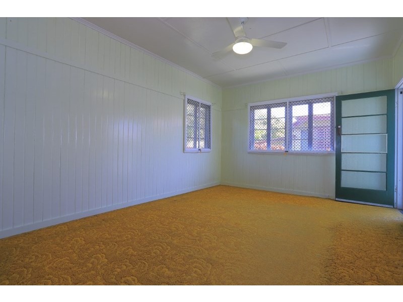 14 Cowap Street, Park Avenue QLD 4701