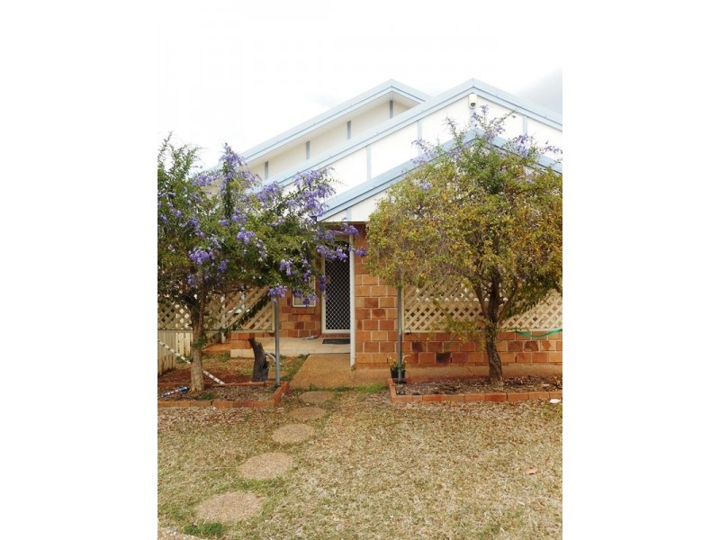 6/154 Housden Street, Frenchville QLD 4701