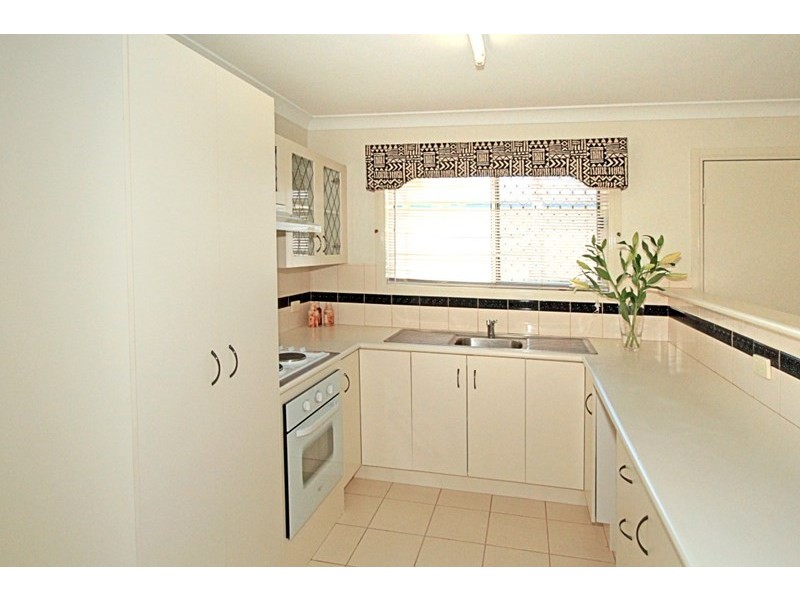 Unit 8, 35 Ross Street, Allenstown QLD 4700