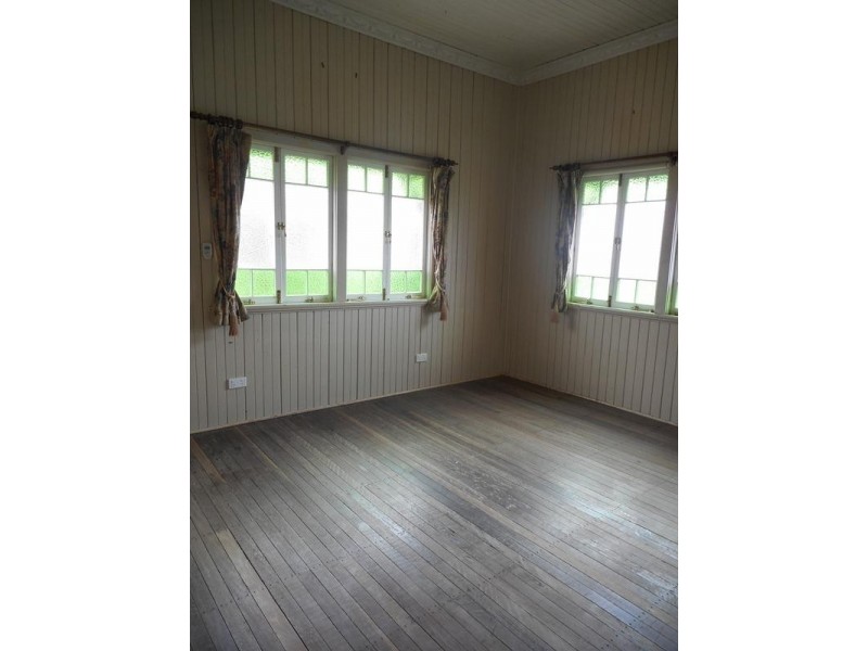 2 Quarry Street, The Range QLD 4700