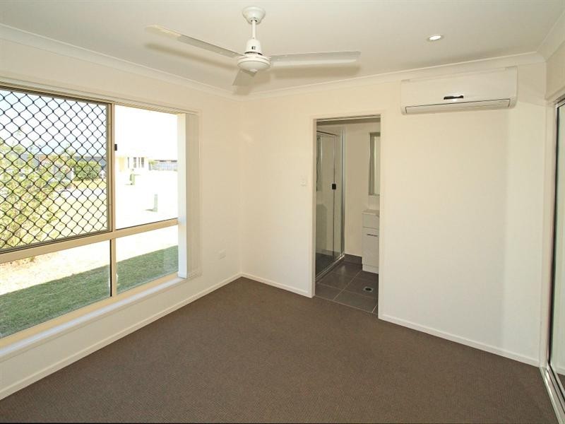 9 Mamalis Street, Gracemere QLD 4702