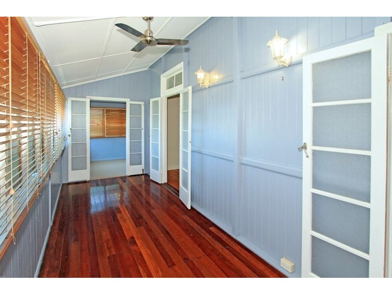 6 Kellow Street, The Range QLD 4700