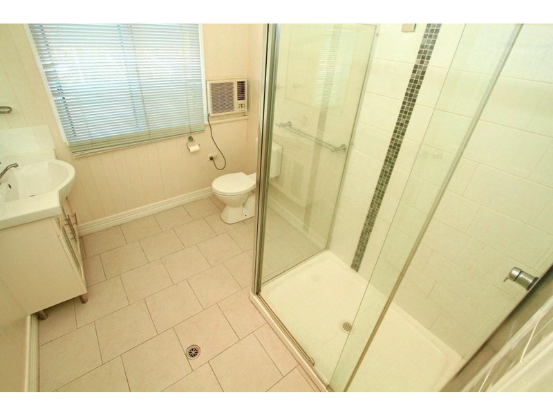 6 Kellow Street, The Range QLD 4700