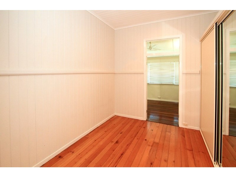 6 Kellow Street, The Range QLD 4700