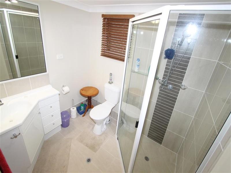 3 Bates Avenue, Park Avenue QLD 4701