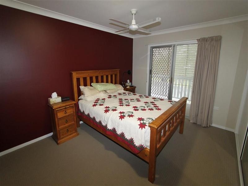 3 Bates Avenue, Park Avenue QLD 4701