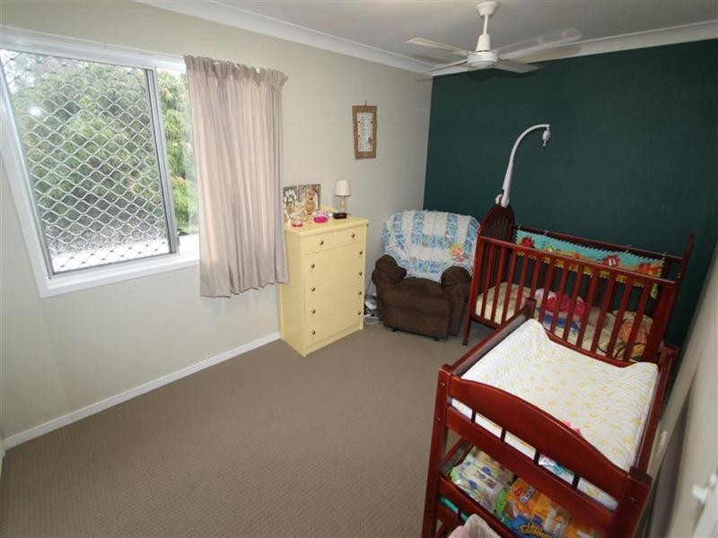 3 Bates Avenue, Park Avenue QLD 4701