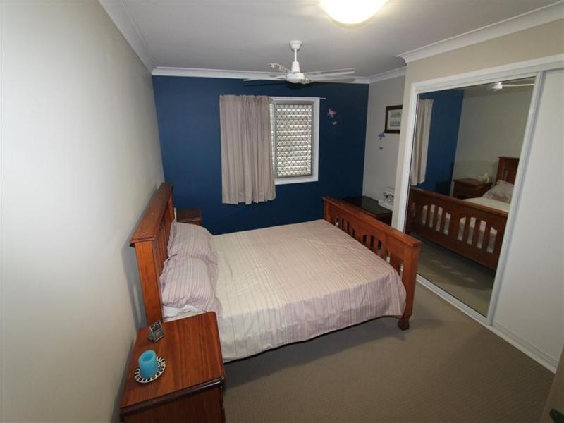 3 Bates Avenue, Park Avenue QLD 4701