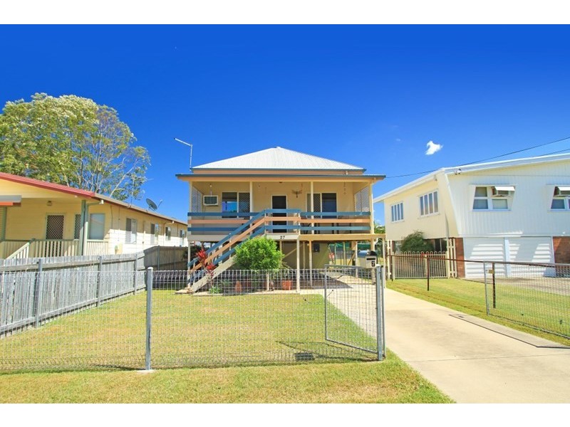 27 Hogan Street, Park Avenue QLD 4701