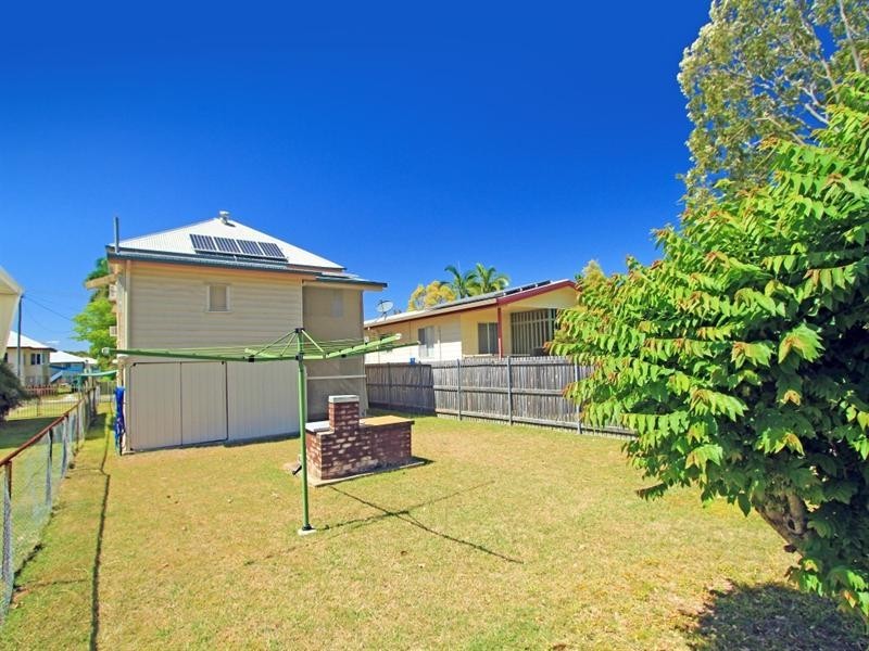 27 Hogan Street, Park Avenue QLD 4701