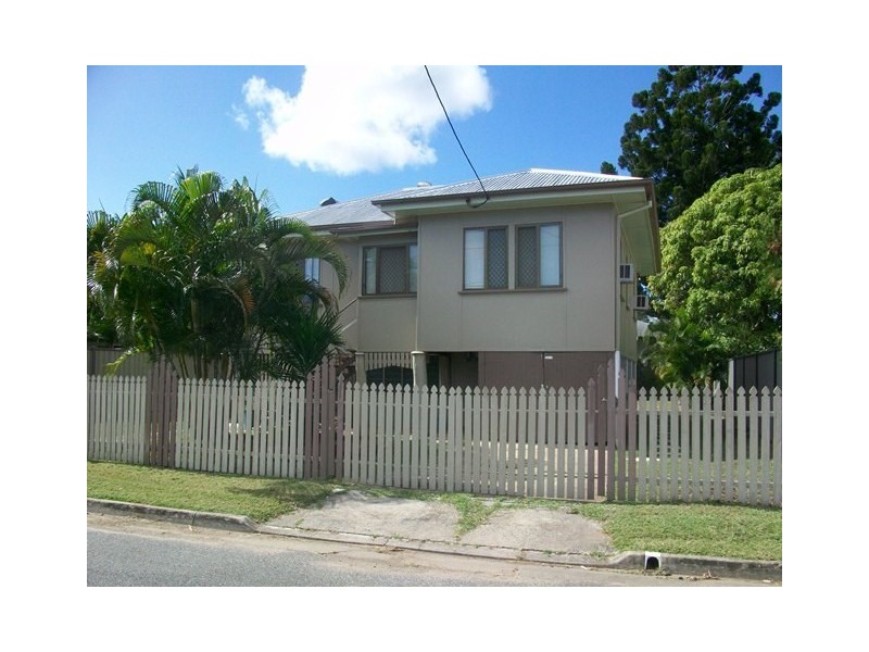 18 Princess Street, Berserker QLD 4701