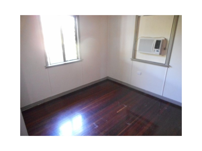 18 Princess Street, Berserker QLD 4701