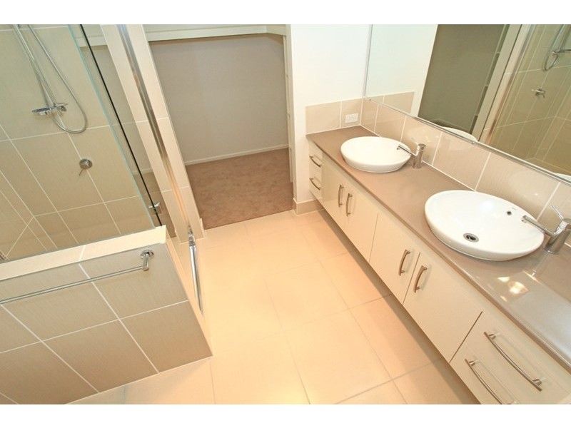 2 Vanderspek Place, Frenchville QLD 4701