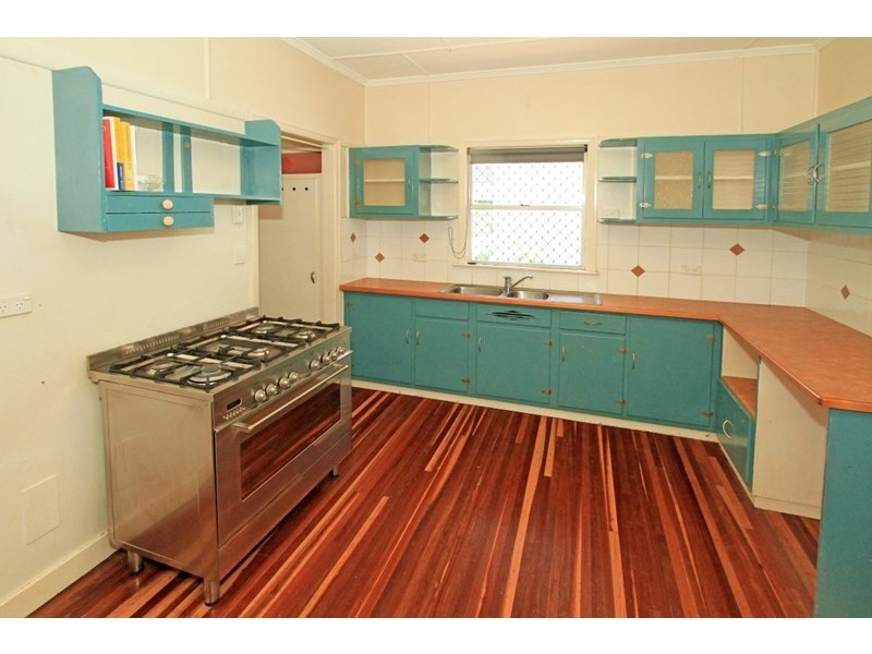 9 Spencer Street, The Range QLD 4700