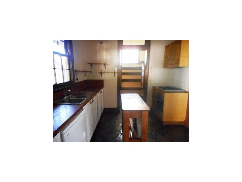 180 William Street, Allenstown QLD 4700