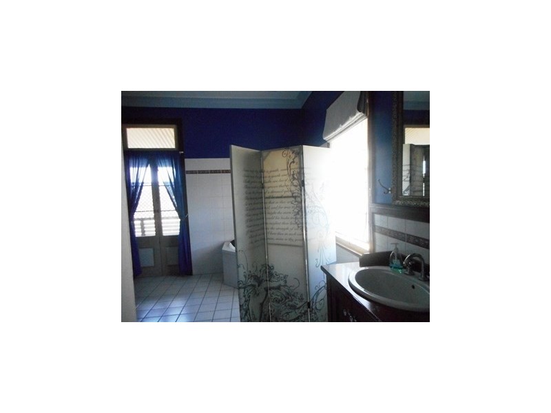 180 William Street, Allenstown QLD 4700