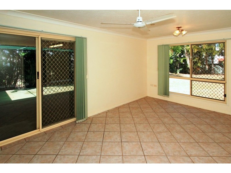 63 Donovan Crescent, Gracemere QLD 4702