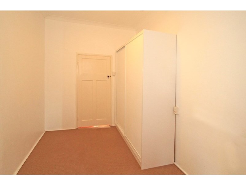 90 Stamford Street, Berserker QLD 4701