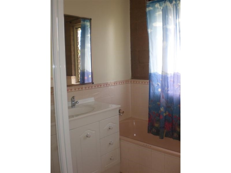 31 Barry Street, Gracemere QLD 4702