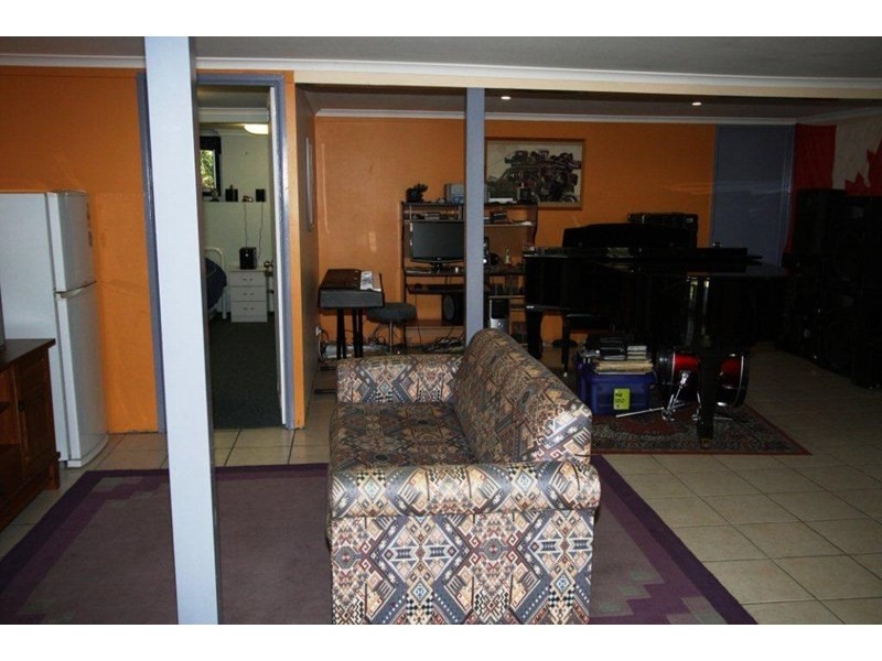 22 Flynn Street, Wandal QLD 4700