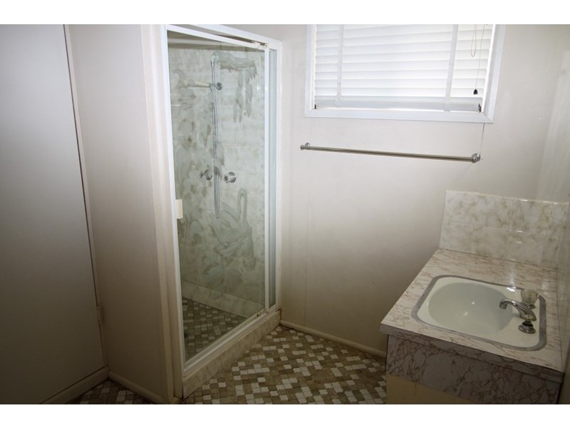 39 Edward Street, Berserker QLD 4701