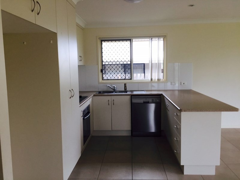 30 Justin Street, Gracemere QLD 4702
