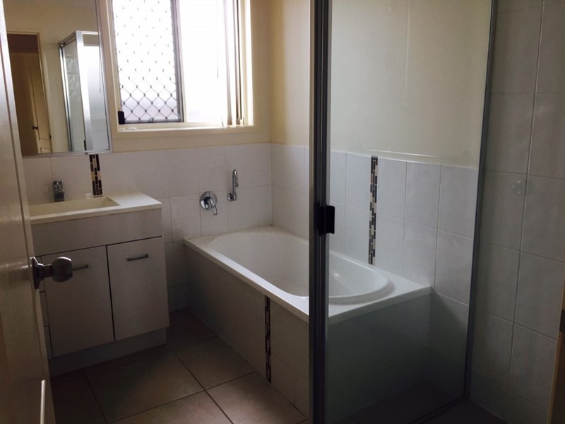 30 Justin Street, Gracemere QLD 4702