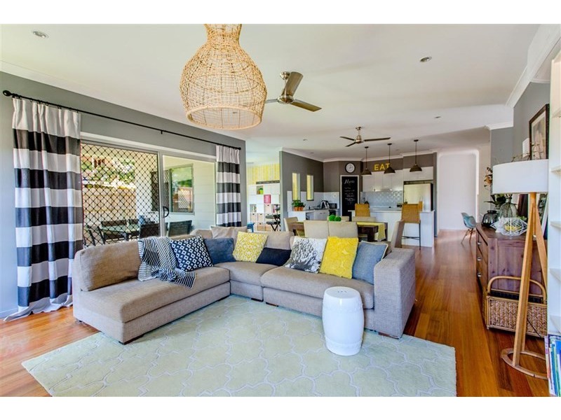 2/190 Lion Creek Road, Wandal QLD 4700