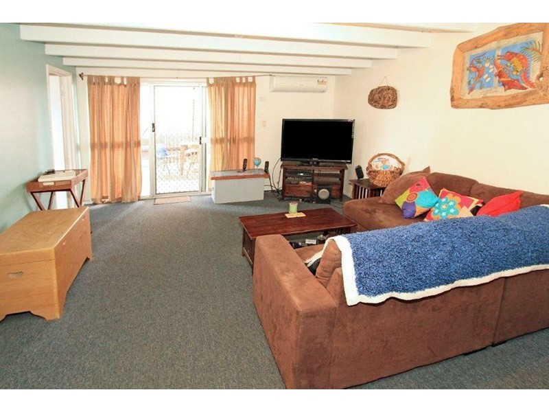 5 Main Street, Stanwell QLD 4702