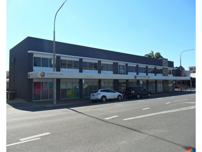 195 Bolsover Street (Top Floor), Rockhampton City QLD 4700