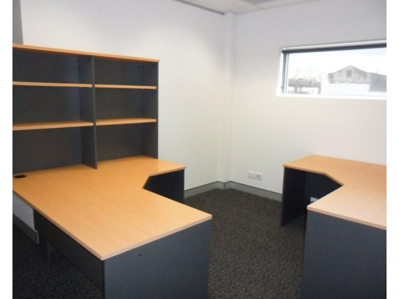 195 Bolsover Street (Top Floor), Rockhampton City QLD 4700